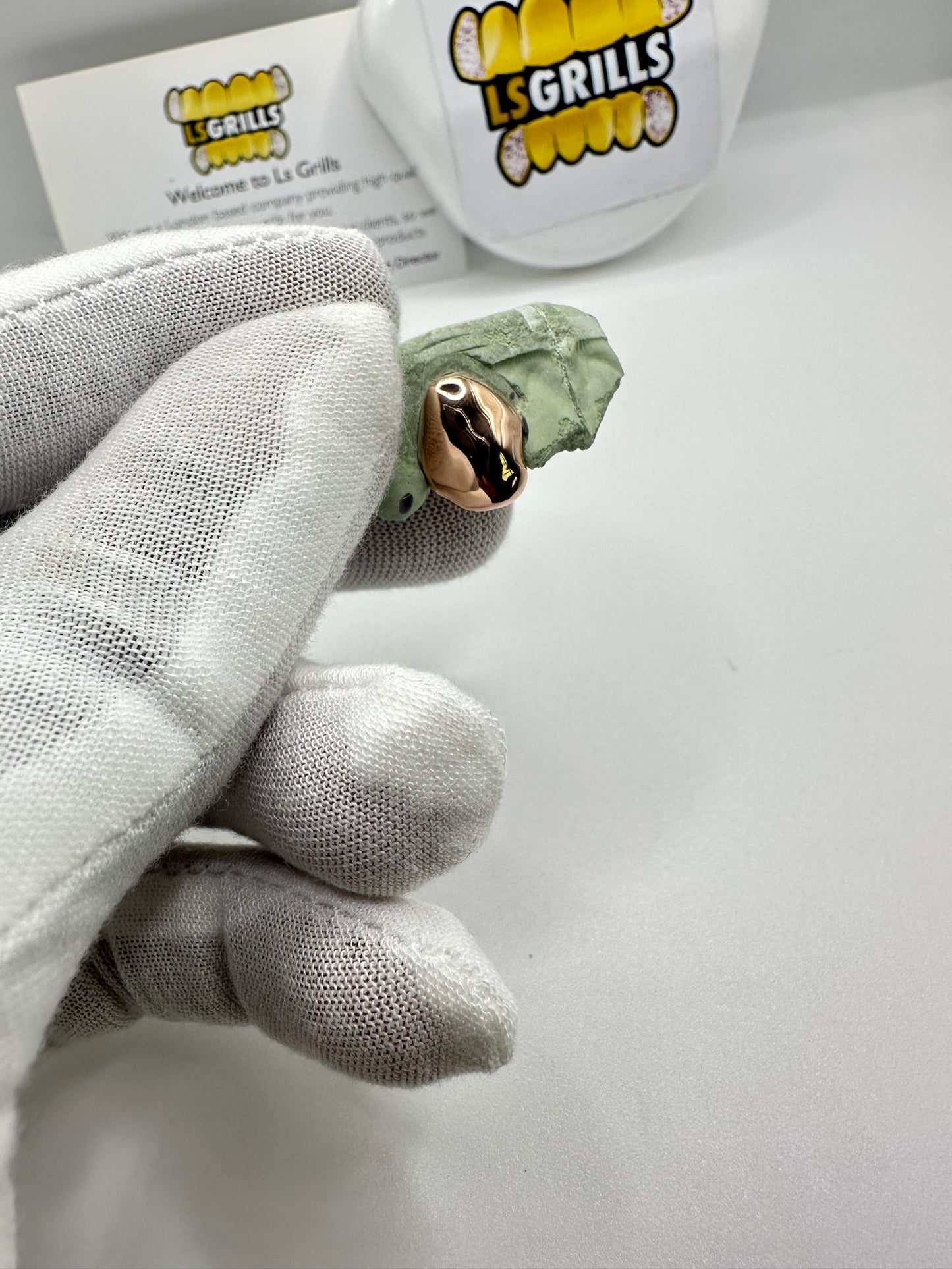 DENTAL GOLD CAP