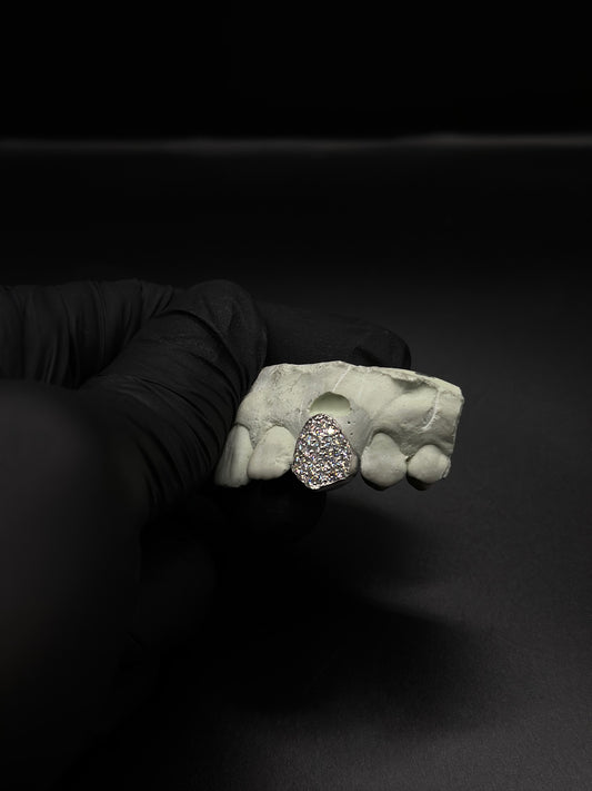 MOISSANITE CAP
