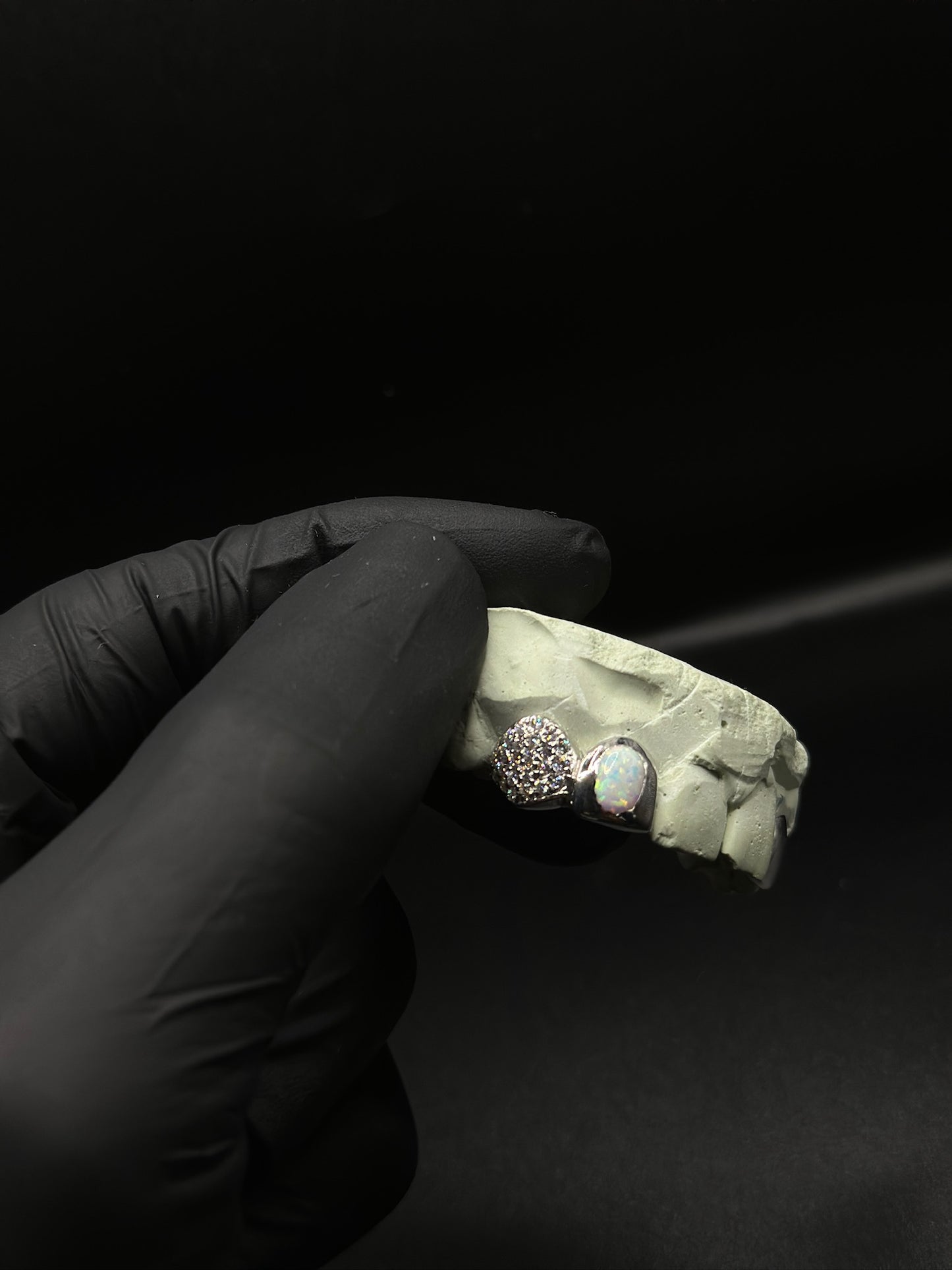 CZ CAP WITH OPAL