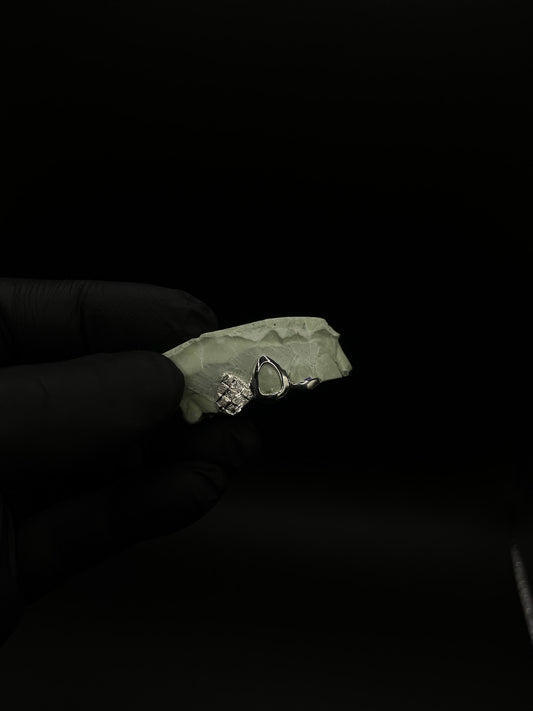 SILVERDIAMONDDUSTCUT+WINDOW+TIP