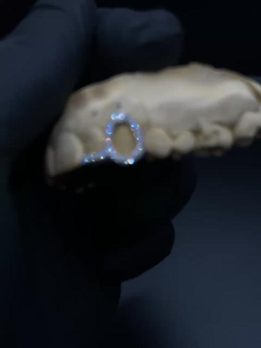 DIAMOND WINDOW WITH DIAMOND TIP